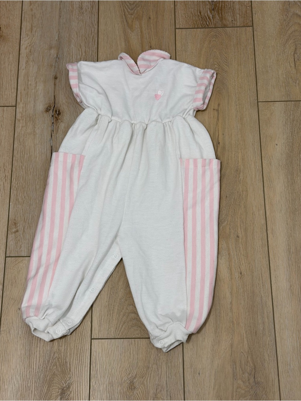 Vintage Buster Brown 24M Pink White Heart Romper